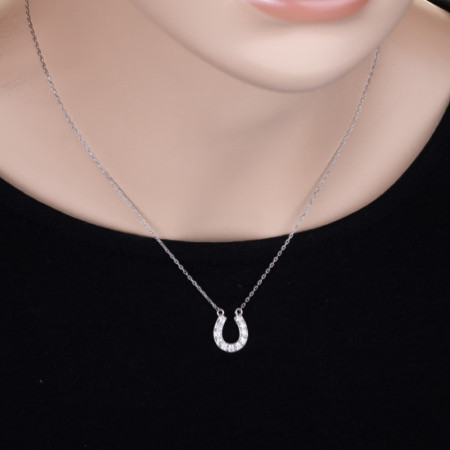 Ezüst nyaklánc - patkó, átlátszó kerek cirkóniák, hossza 43 - 46 cm | Argento-ekszer.hu