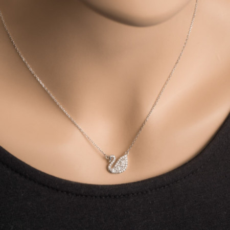 Ezüst nyaklánc - hattyú, átlátszó  cirkóniák, fekete kerek cirkónia, hossza 43 - 46 cm | Argento-ekszer.hu