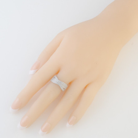 Ezüst gyűrű - átlátszó kerek cirkóniák | Argento-ekszer.hu