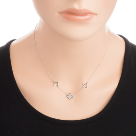 Ezüst nyaklánc - négylevelű lóhere, fehér  gyöngyház, hossza 43 - 46 cm | Argento-ekszer.hu