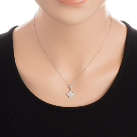 Ezüst nyaklánc - négylevelű lóhere, fehér  gyöngyház, átlátszó kerek cirkóniák, hossza 43 - 46 cm | Argento-ekszer.hu