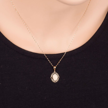 Arany medál Csodás érem - fekete négyzet alakú cirkóniák | Argento-ekszer.hu