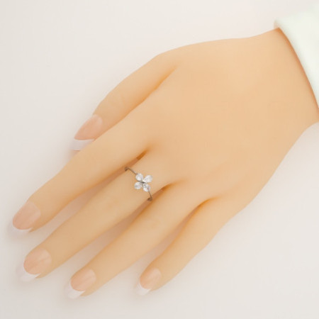 Ezüst gyűrű - négylevelű lóhere, átlátszó kerek cirkóniák | Argento-ekszer.hu