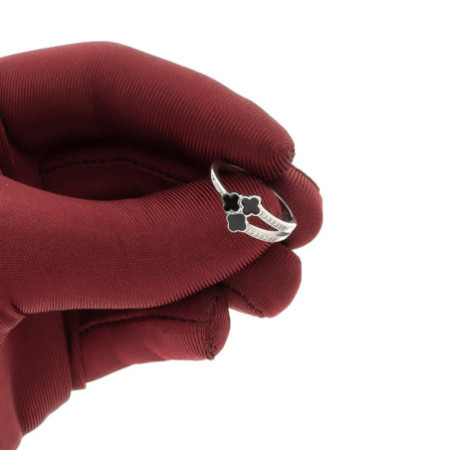 Ezüst gyűrű - négylevelű lóhere, átlátszó kerek cirkóniák | Argento-ekszer.hu