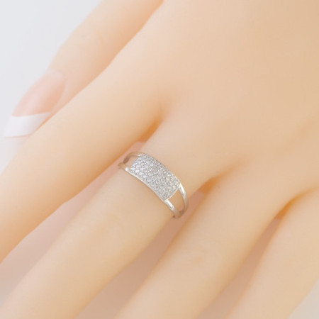 Ezüst gyűrű - átlátszó kerek cirkóniák | Argento-ekszer.hu