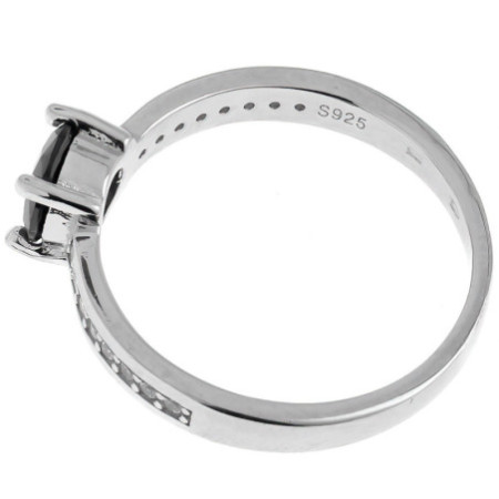 Ezüst gyűrű - átlátszó kerek cirkóniák, fekete kerek cirkónia | Argento-ekszer.hu