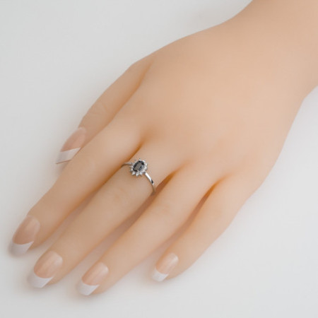 Ezüst gyűrű - átlátszó kerek cirkóniák, fekete ovális cirkónia | Argento-ekszer.hu