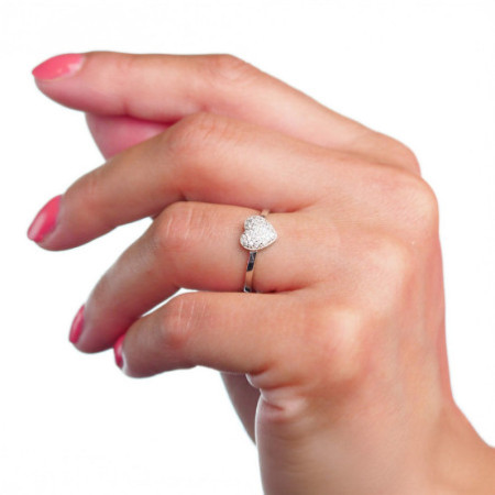 Ezüst gyűrű - szív, átlátszó kerek cirkóniák | Argento-ekszer.hu