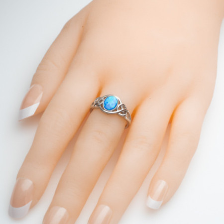Ezüst gyűrű - kék ovális szintetikus opál | Argento-ekszer.hu