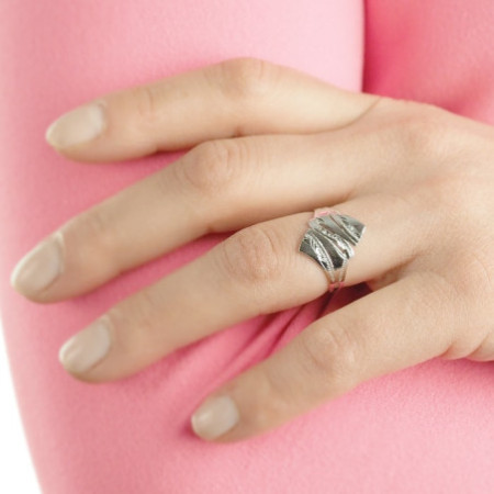 Ezüst gyűrű - kézi gravírozással | Argento-ekszer.hu