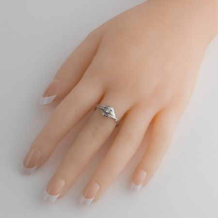 Ezüst gyűrű - kézi gravírozással, átlátszó kerek cirkónia | Argento-ekszer.hu