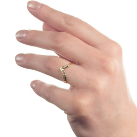 Aranyozott ezüst gyűrű - kézi gravírozással | Argento-ekszer.hu