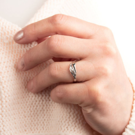 Ezüst gyűrű - kézi gravírozással | Argento-ekszer.hu